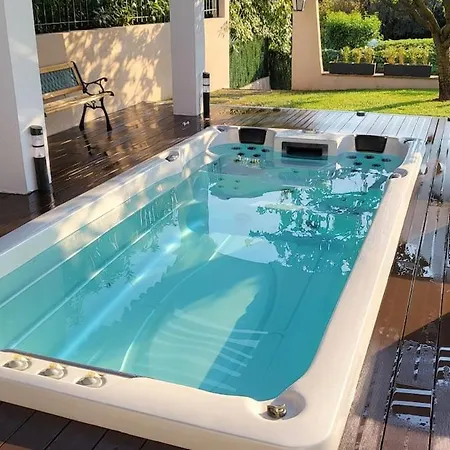 Magnifique Climatisee Avec Jacuzzi Villa *